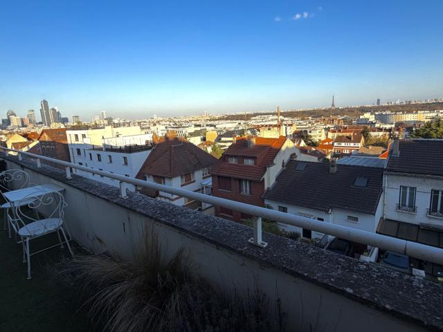 Appartement 3 pièces à louer au centre ville de Suresnes Réf. 8245