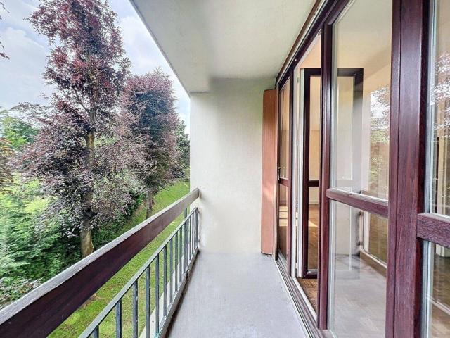 Appartement Suresnes 3 pièce s 63 m2
