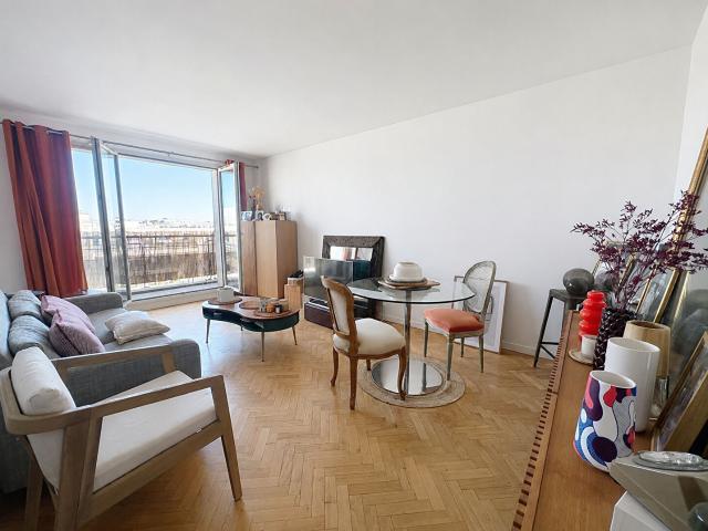 Appartement Suresnes 3 pièce s 64 m2