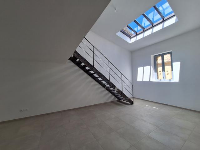 Appartement Suze La Rousse 4 pièce s 88.33 m2