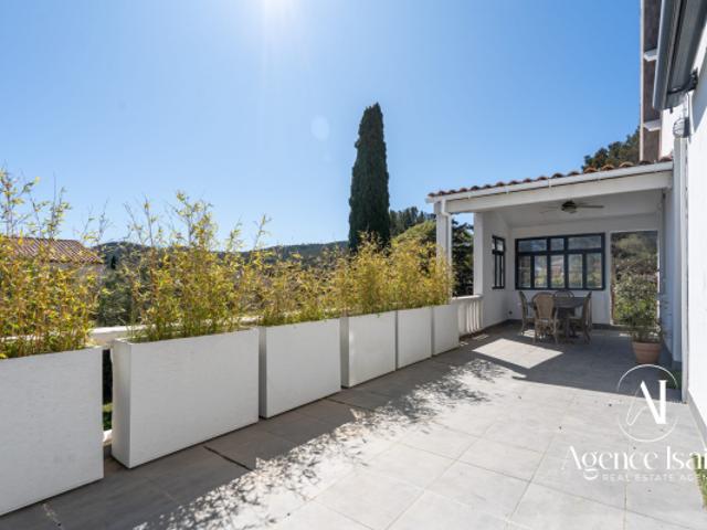 Appartement/Maison T6 avec piscine et Garage