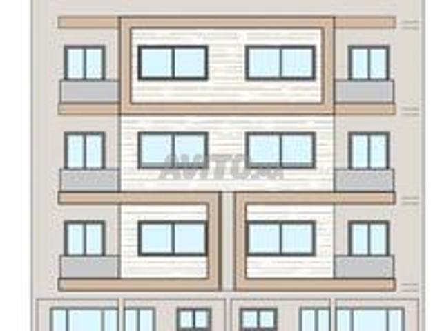 Appartements et locaux commerciaux à vendre