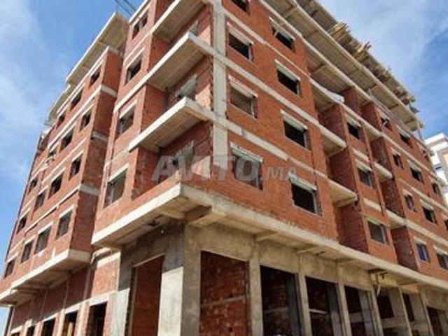 Appartements et locaux commerciaux excellents à vendre à Boustane Meknes