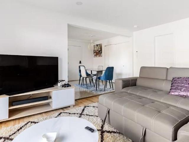 Appartements Meublé 4 1/2, 2 CH à Laval Meublé