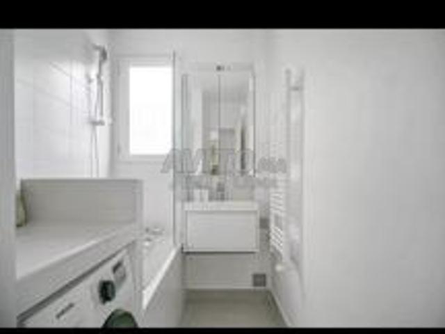 Appartements meublés neufs au premier étage