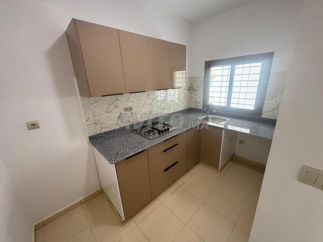 Appartements Standing à côté clinique Akdital