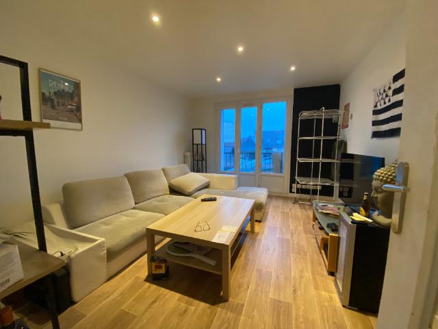 AppartementT4/ 3 chambres/ 65 m²
