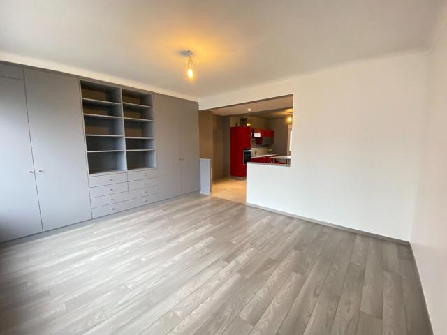 AppartementT3/ 2 chambres/ 82 m²