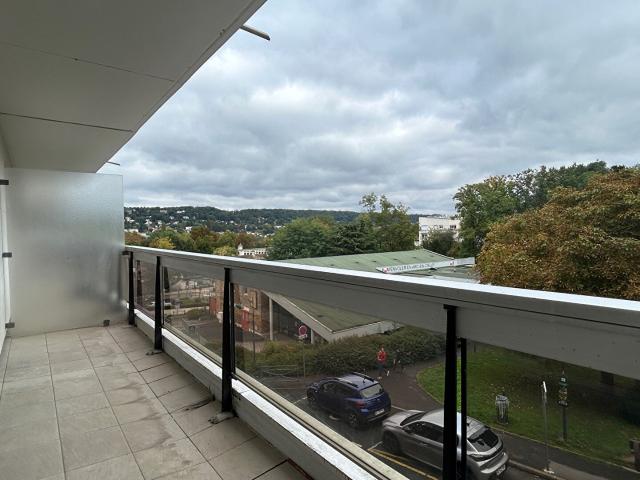 Appartment F1, 33,46m² en coeur de centre ville ORSAY