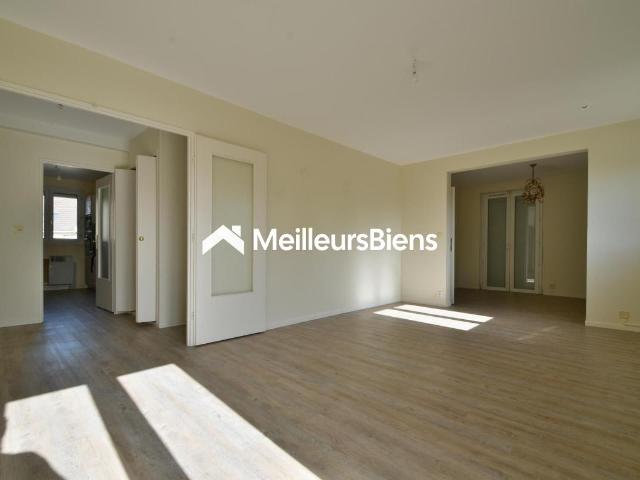 APPARTMENT T5 82 M²