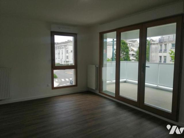 APPARTMENT T2 ROUTE DE SAINTE LUCE SURFACE 43,79 M2
