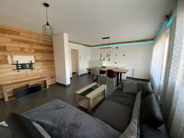 APPARTMENT 4 PIECES MEUBLÉ DE 73 M2 AU 2EME ETAGE AVEC CAVE