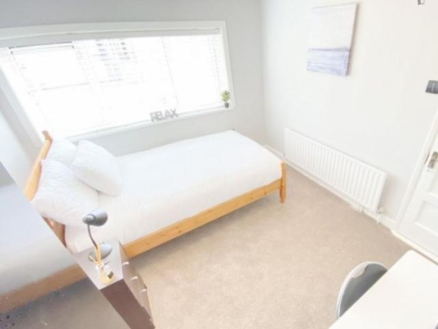 Appealing single bedroom near University College Cork