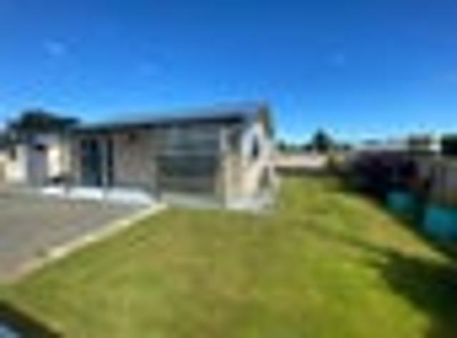 Appleby, 2 bedrooms, $460 pw