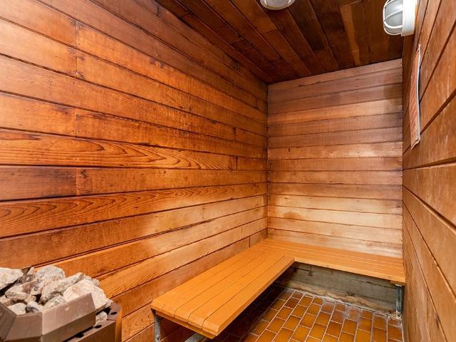 Appleton Estates II 1 Bedroom Apartment for Rent at 135 Niakwa Rd, Winnipeg, MB R2M 5K2 Alpine Place