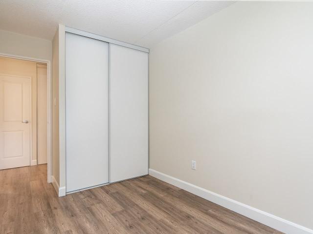 Applewood Apartments 1 Bedroom Apartment for Rent at 610 Tenth St, Collingwood, ON L9Y 4C1
