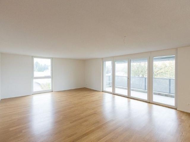 Apply now and secure a month of rent free living!