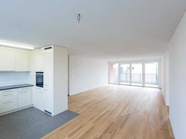 Apply now and secure a month of rent free living!