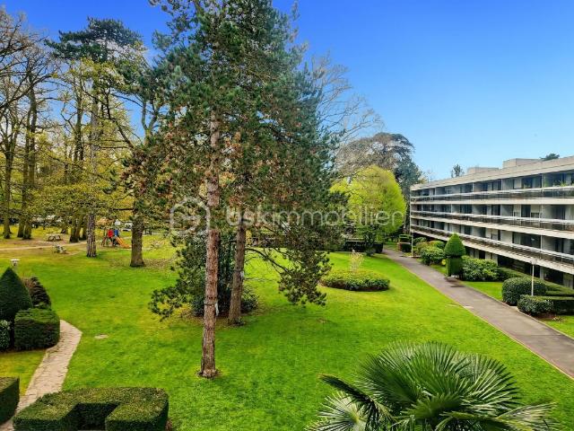 Appartement 4 pièces – 86,74 m² – 2 ième étage ascenseur balcons parking