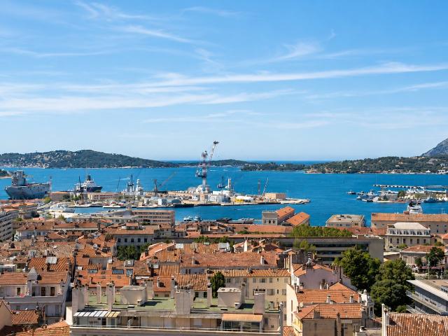 APPPARTEMENT FAUX T4 VUE MER