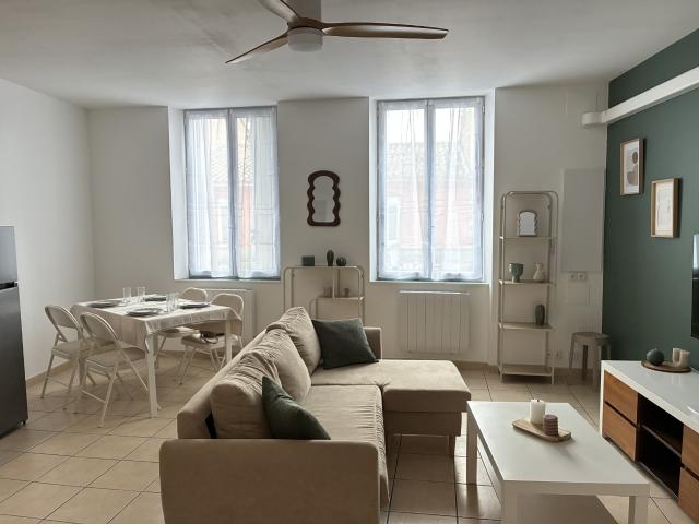APPRTEMENT P2 MEUBLE