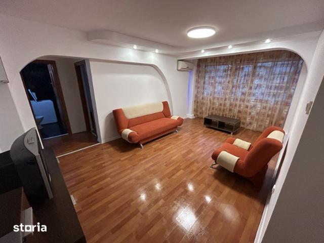 Aprtament 3 camere ultracentral, zona ZERO, Bacau, renovat, proprietar