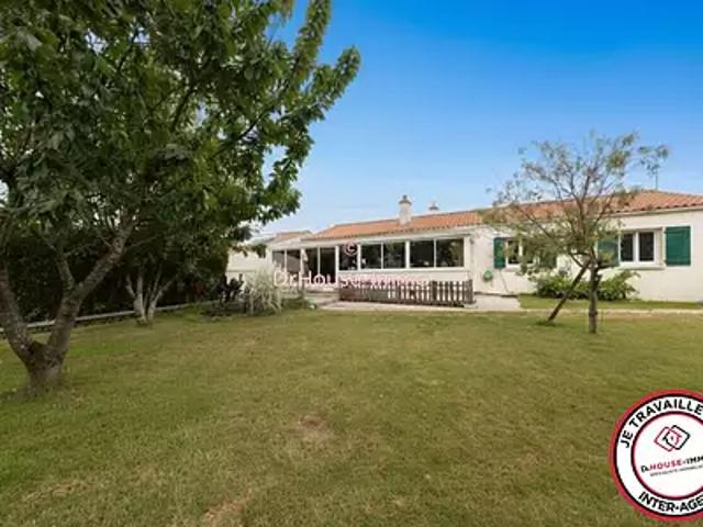 Apremont 85220 Achat / Vente maison 6 pièces t6 terrasse parking