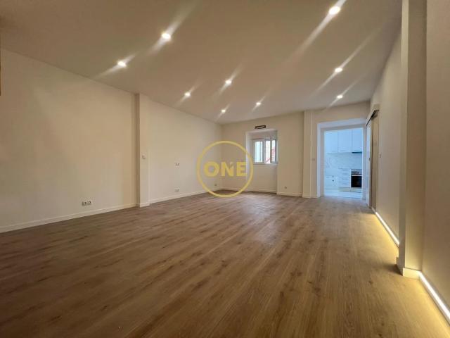 Apresentação de Apartamento Duplex T2+1 em Salvaterra de Magos