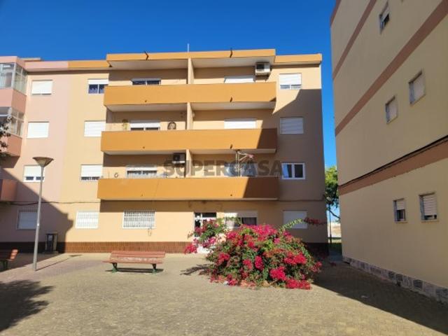 Apresentação do Imóvel T3 Remodelado no Montijo R/C