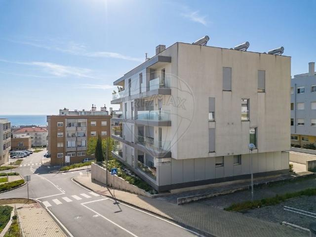 Apresentamos este elegante apartamento T2, situado na Areosa. 0m² Areosa