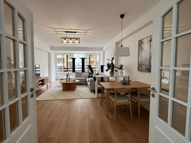 Apresentamos este magnífico apartamento T3 totalmente remode. 147m² Lisboa