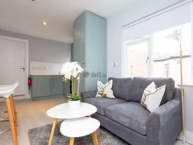 Apt 3, 130 Rathmines Road Lower, Rathmines, Dublin 6 is for rent