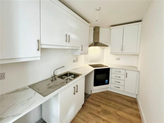 Apt. 3, Courtyard, Mill Race, Midleton, Cork Behan Irwin & Gosling 4839 MyHome. Ie Residential