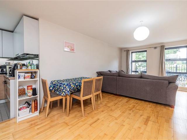 Apt 10 Compass Court South, Royal Canal Park, Ashtown, Dublin 15 O’Connor Estate Agents 4939 MyHome. Ie Residential