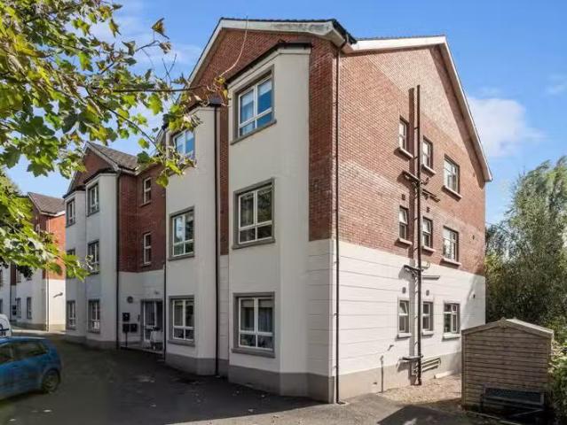 Apt 10 Kingsleigh, 31b Kings Road