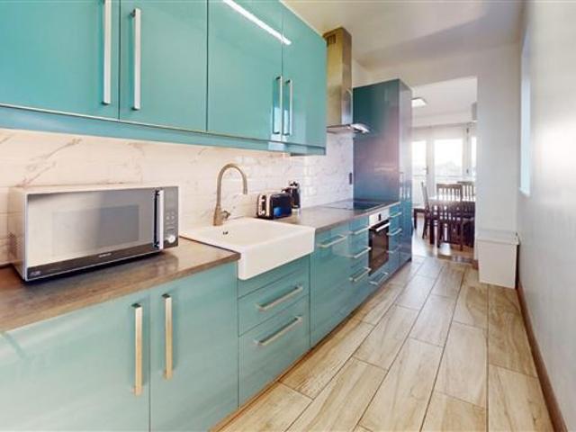 Apt 12 Earls Court, South Dublin City, Dublin 8, Dublin Leonard Wilson Keenan 4927 MyHome. Ie Residential
