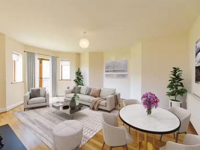 Apt, 14 Brent House, Redcourt Oaks, Seafield Road East, Dublin.