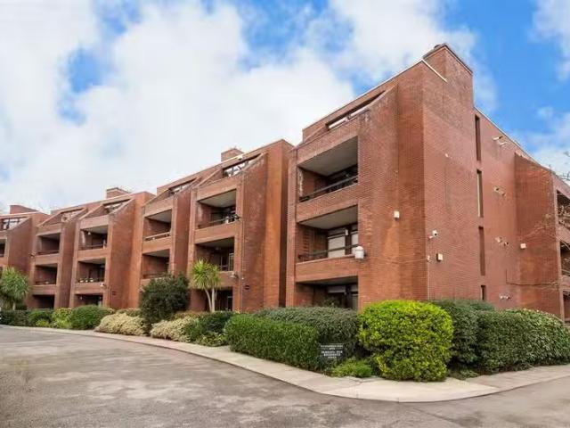 Apt. 14, Wynnefield Park, Wynnefield Road, Rathmines, Dublin 6.