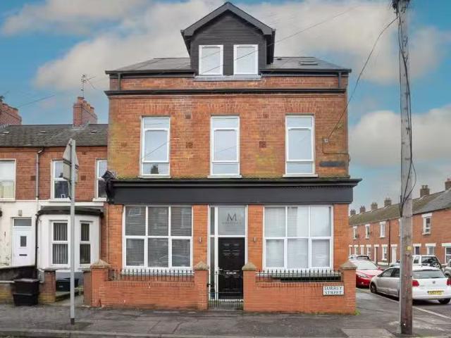 Apt 1 68 Surrey Street