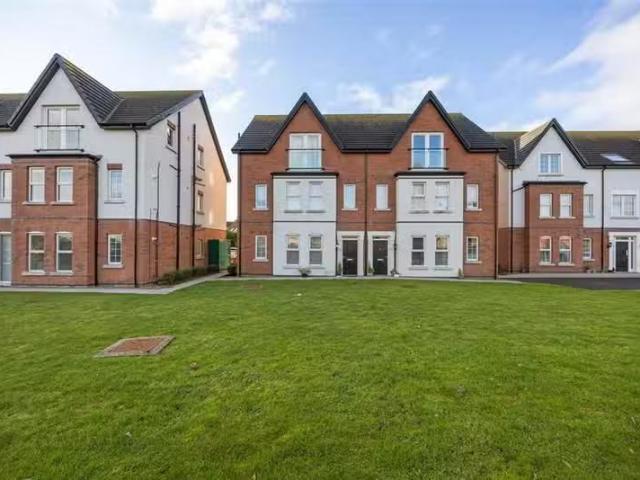 Apt 1, 2 Loughan Hall