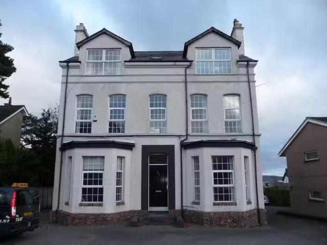 Apt 1 Castleview House, 695 Antrim Road