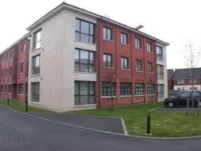 Apt 21, Hawthornden Building