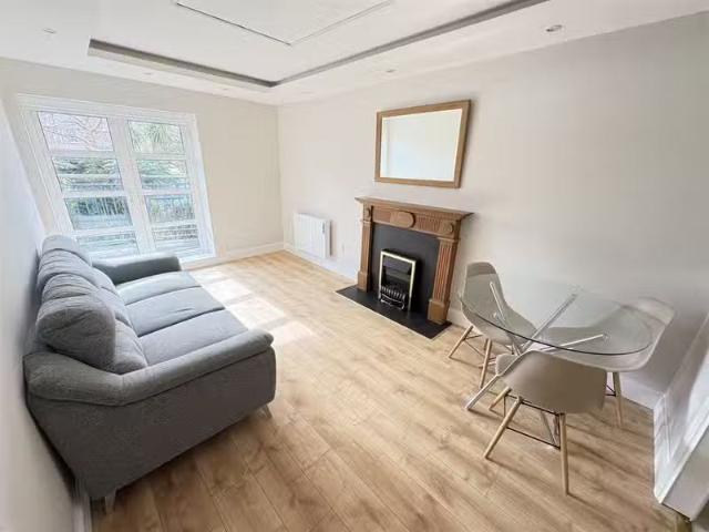 Apt 24, Tenterfields, Brown Street South, South City Centre.