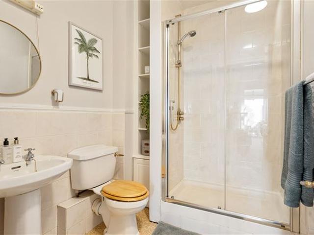Apt 29 Bartra Rock, Harbour Road, Dalkey, County Dublin Hunters Estate Agent 4940 MyHome. Ie Residential