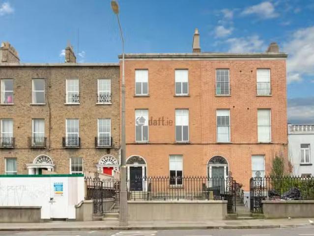 Apt 2, 66 Rathmines Road Upper, Rathmines, Dublin 6 is for rent