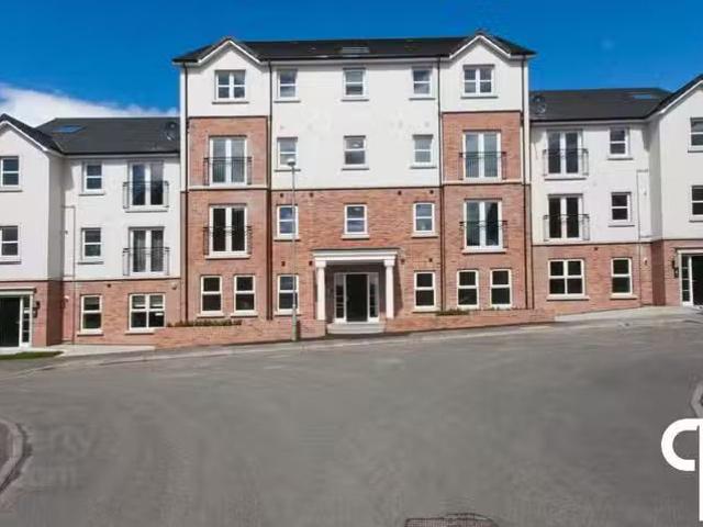 Apt 2, 12a Highgrove Meadows