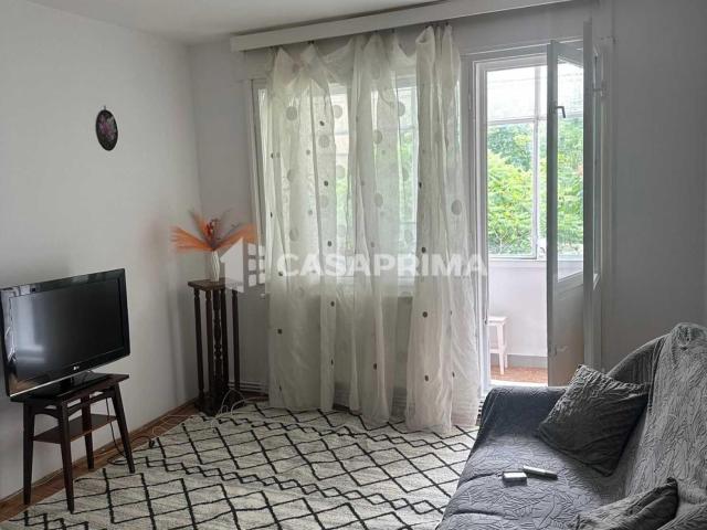 Apt 2 camere Podu Ros Cantemir, la doar 5 mn de Palas si Fac de Constructii!