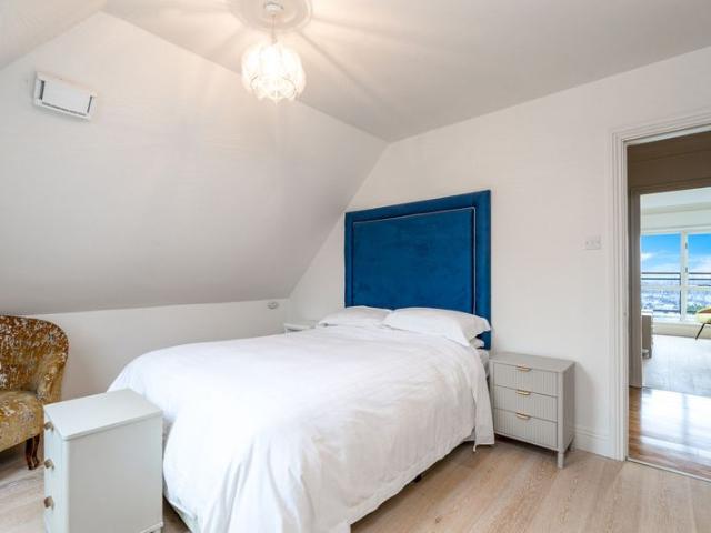 Apt 2, Floor 3
