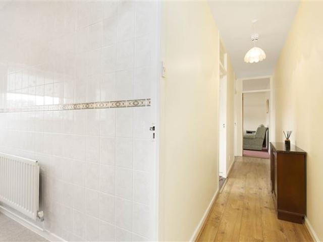 Apt 7, Block 2, Hollybrook Court, Clontarf, Dublin 3, County Dublin Flynn & Associates Raheny 4910 MyHome. Ie Residential