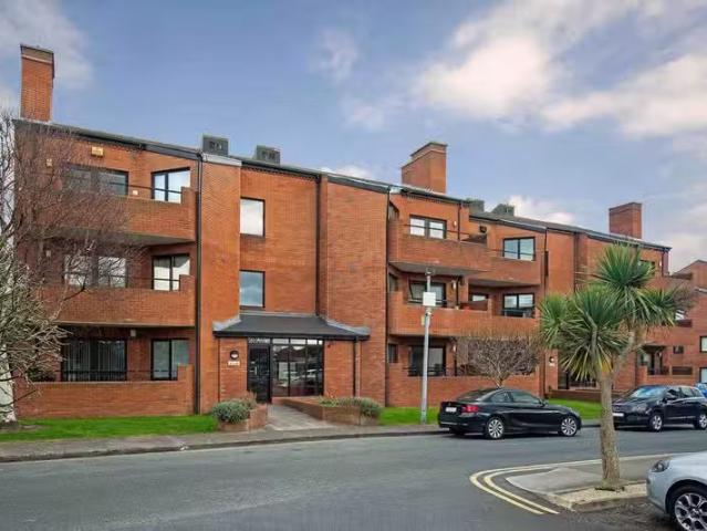 Apt 40 Brooklawn, Strandville Avenue East, Clontarf, Dublin 3.